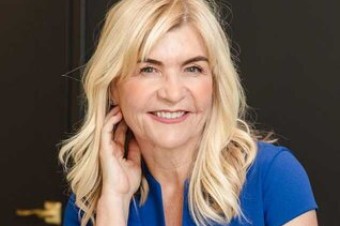 Laura Doyle učí ženy, ako pustiť opraty večnej kontroly, rešpektovať svojich mužov a, čuduj sa svete, zachraňuje manželstvá