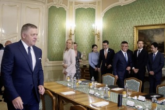 Boj proti fabrike je zrejme prehratý, investor získal stavebné povolenie a hneď aj začal s prácami