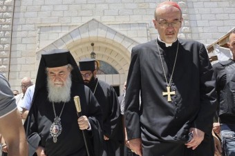 Nútené vysídlenie je rozsudkom smrti, vyhlásili spoločne gréckopravoslávna a latinská cirkev