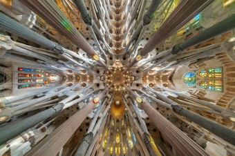 Aktivisti potreli farbou baziliku Sagrada Familia