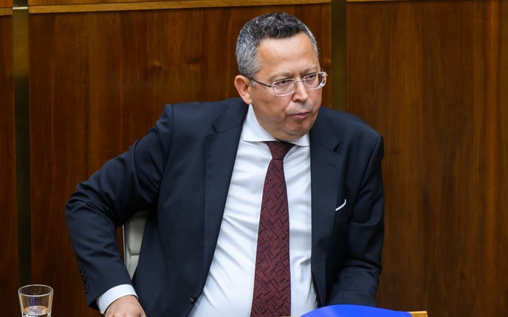 Koalícia odsúhlasila vyššie dane, odvody aj zrušenie troch voľných dní