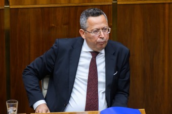 Koalícia odsúhlasila vyššie dane, odvody aj zrušenie troch voľných dní