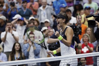 Osaková neobháji titul, v osemfinále US Open nestačila na Benčičovú