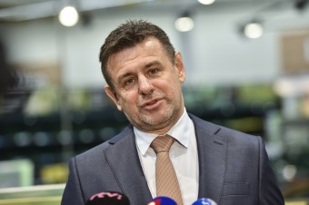 Minister životného prostredia podporuje zákaz veľkochovu zvierat na kožušiny