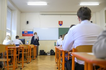 Školy treba pripraviť na menej učiteľov