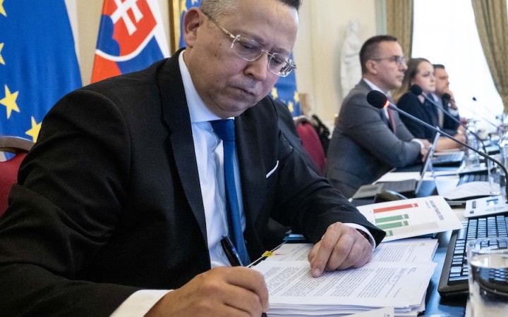 Konsolidovať budeme musieť aj naďalej, na dôchodky pôjde viac ako 13 miliárd