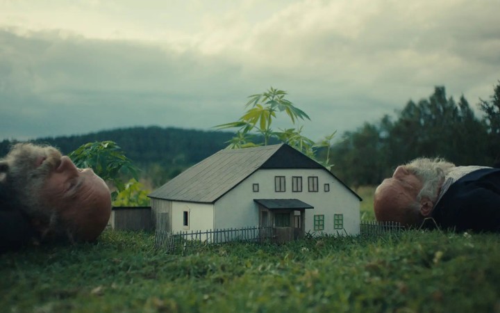 Nenablýskaný svet, odpudzujúci, desivý aj fascinujúci