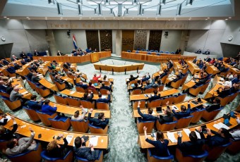 Kresťanských demokratov v Holandsku zasiahol Holečkovej syndróm