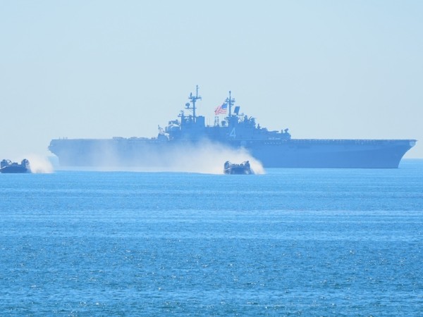 Spojené štáty nasadzujú lietadlovú loď USS Gerald R. Ford
