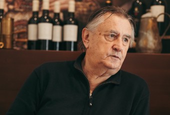 Poniektorí básnici píšu tak, že im „vlastná mater nerozumie“