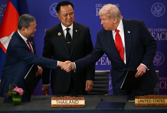 Lídri Kambodže a Thajska podpísali dohodu o prímerí, na podpise sa zúčastnil aj Trump