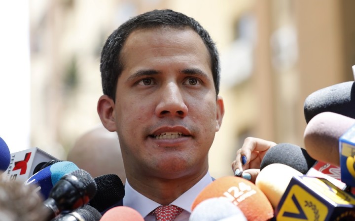 Venezuelská opozícia sa štiepi: jedni s Madurom nevyjednávajú, druhí áno