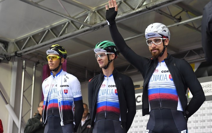 Sagan bojuje o štvrtý titul majstra sveta, organizátori pre dážď upravili trať