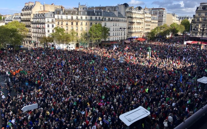 Macronov zákon o umelom oplodnení pre lesbické páry si vyslúžil masové protesty