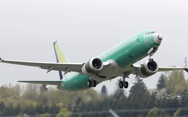 Boeing plánuje obnoviť prevádzku lietadiel 737 MAX v januári