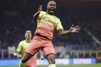 Sterling sa pustil do Gomeza, Southgate ho vyradil z reprezentačného kádra