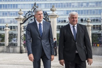 Lídrom kandidátky Mosta-Híd nemá byť Bugár, ale Érsek