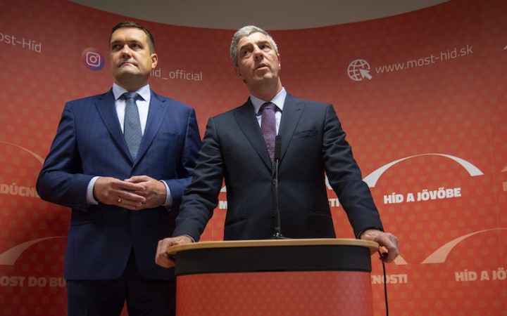 Bugár berie na kandidátku aj stranu exfunkcionára SDKÚ Novotného 