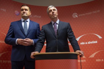 Bugár berie na kandidátku aj stranu exfunkcionára SDKÚ Novotného 