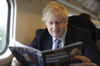 Boris Johnson chce o dohode o brexite hlasovať ešte pred Vianocami