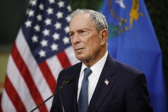 Americký miliardár Michael Bloomberg oznámil svoju kandidatúru za prezidenta