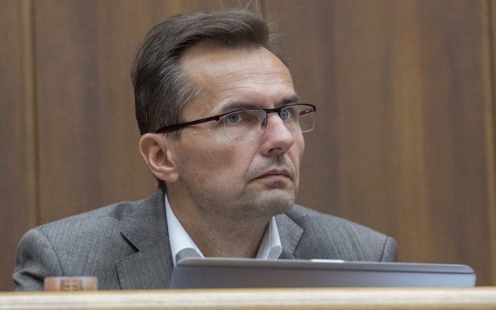 Galko chce, aby sa parlamentný výbor venoval i požiarnej ochrane budov 