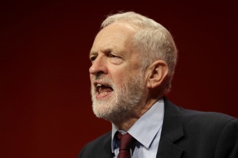 Corbyn plánuje odstúpiť začiatkom budúceho roka