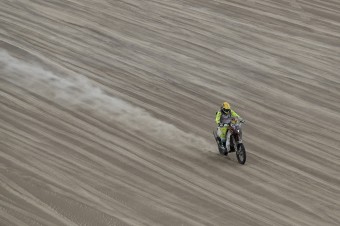 Jakeš odstúpil z pretekov Rely Dakar
