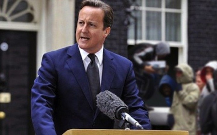 Cameron: Islamizmus láka mladých ako nacizmus