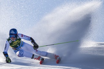 Vlhová opäť s veľkou šancou na výhru. Po prvom kole obrovského slalomu je druhá