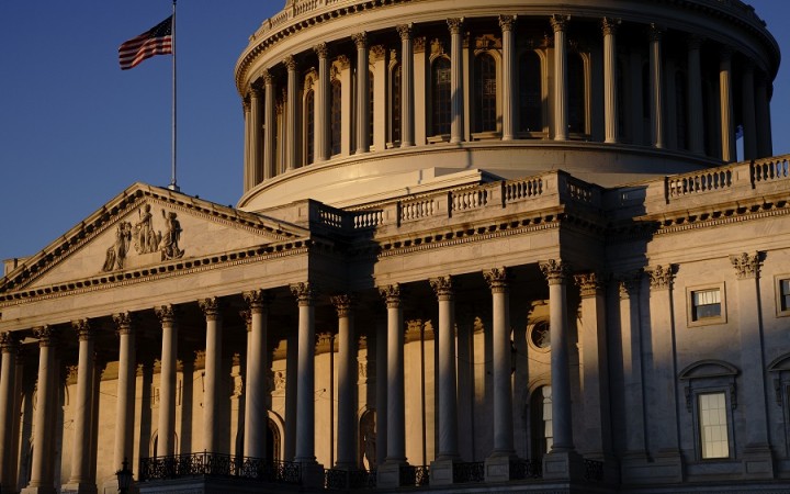 Senát začal diskusiu v rámci impeachmentu voči Trumpovi