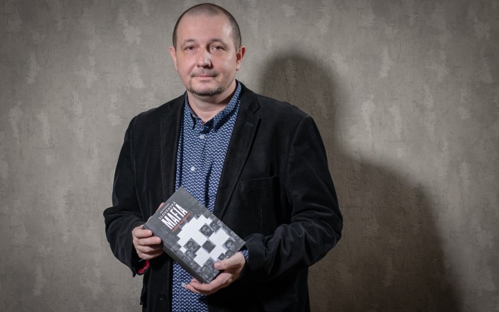 Knihomoľov zápisník: Krvavá kronika organizovaného zločinu