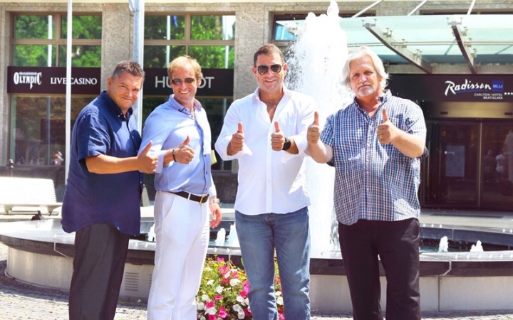 Úloha Kočnera a Sklenku v bitke „eseťákov“ a Mikurčíka o hotel Carlton