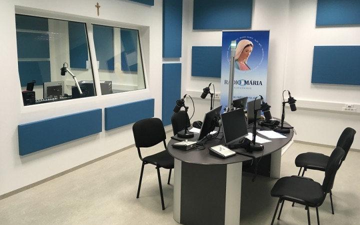 Rozhlasové alternatívy pre kresťanov. Poslucháčom sa neprihovára len Lumen