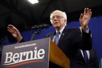 Bernie Sanders vyhral primárky v štáte New Hampshire