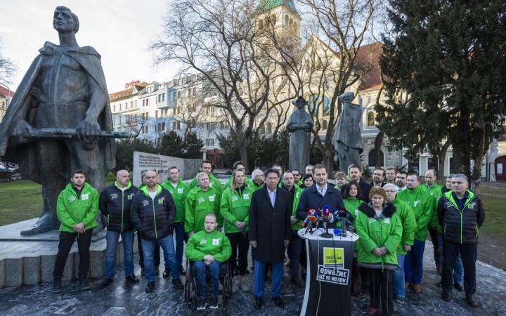 OĽaNO chce zaviesť tehotenský príspevok či rodinné stavebné sporenie