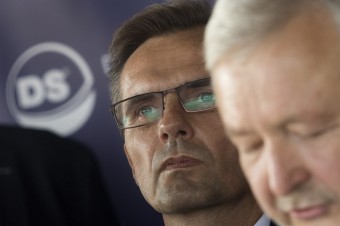 Predseda Demokratickej strany žiada odchod Galka a spol. z kandidátky