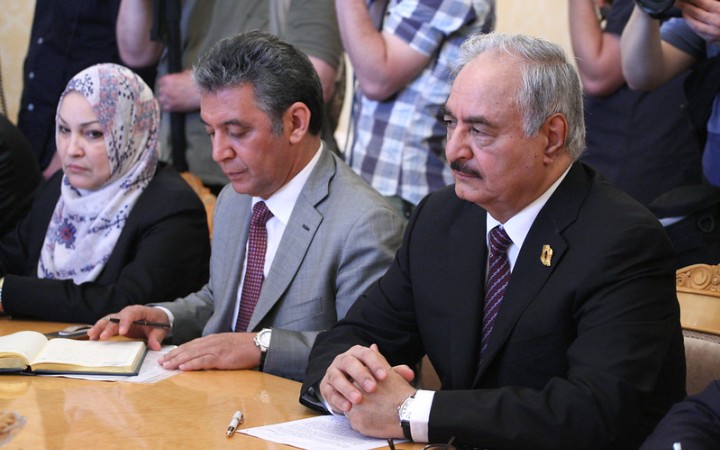 Haftar je pripravený na prímerie, ak z Líbye odídu tureckí a sýrski žoldieri