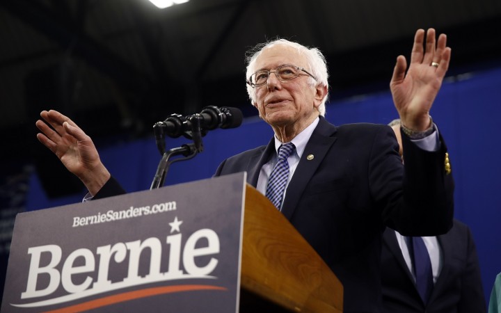 Sanders po víťazstve v Nevade potvrdzuje postavenie favorita