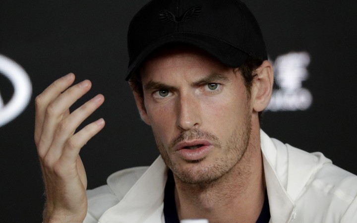 Andy Murray pripustil, že ho čaká ďalšia operácia