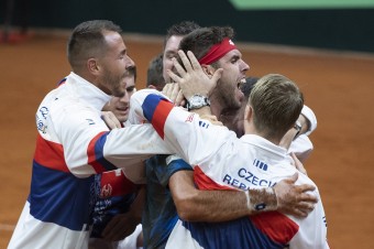 Slovenskí tenisti nepostúpili do Madridu, s Českom prehrali 1:3