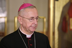 Poľskí biskupi vyzvali kňazov, aby slúžili viac omší