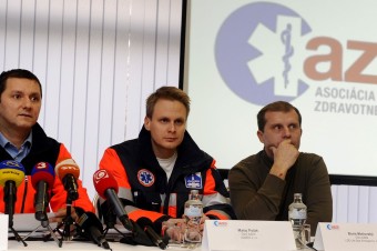 Poskytovatelia zdravotnej záchrannej služby čelia extrémnej záťaži