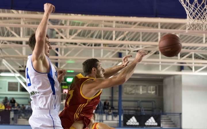 Dnes nás navždy opustili hokejové aj basketbalové legendy