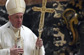 Polemika: Je ešte pápež František „Kristovým námestníkom“?