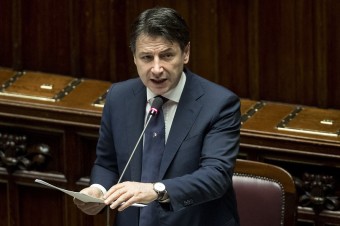 Popularita talianskeho premiéra Conteho počas krízy stúpa