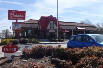 Chick-fil-A: Sme úspešní, hoci v nedeľu máme zatvorené
