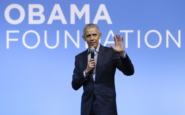 Obama kritizoval Trumpa za riešenie koronavírusovej krízy