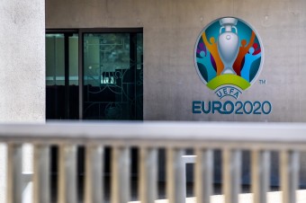 Čeferin nevylúčil zníženie počtu hostiteľských miest ME v roku 2021