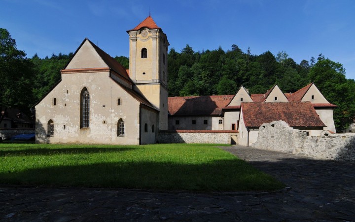Červený kláštor a jeho záhradu čaká obnova